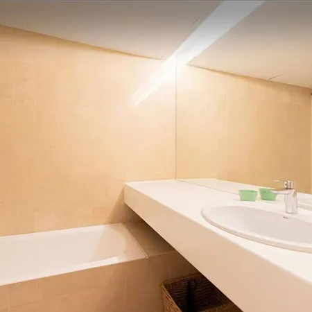 Apartamento En La Milla De Oro Apartment