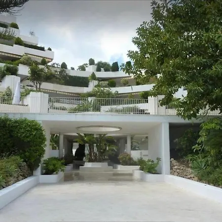 Apartamento En La Milla De Oro * Marbella